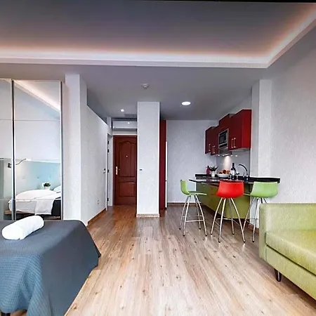 Atlantic Aparthotel 3*